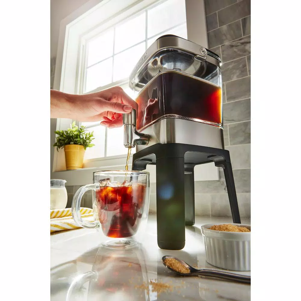 KitchenAid 4.75 Cup Cold Brew Coffee Maker, 38 oz. Capacity with Stainless Steel Tap
