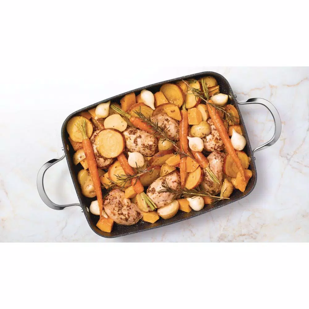 Starfrit THE ROCK 5.3 Qt. Rectangular Aluminum Casserole Dish with Lid, 9 x 13 in.
