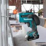 Makita 18V LXT Brushless 2-Piece Combo Kit with Drywall Screwdriver and Cut-Out Tool thumbnail 3