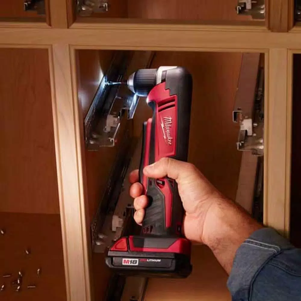 Milwaukee M18 18V Cordless 3/8 in. Right Angle Drill Kit with 5.0 Ah Battery and Charger