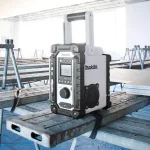 Makita 18V LXT Lithium-Ion Cordless Job Site Radio (Tool-Only) - XRM05W thumbnail 2
