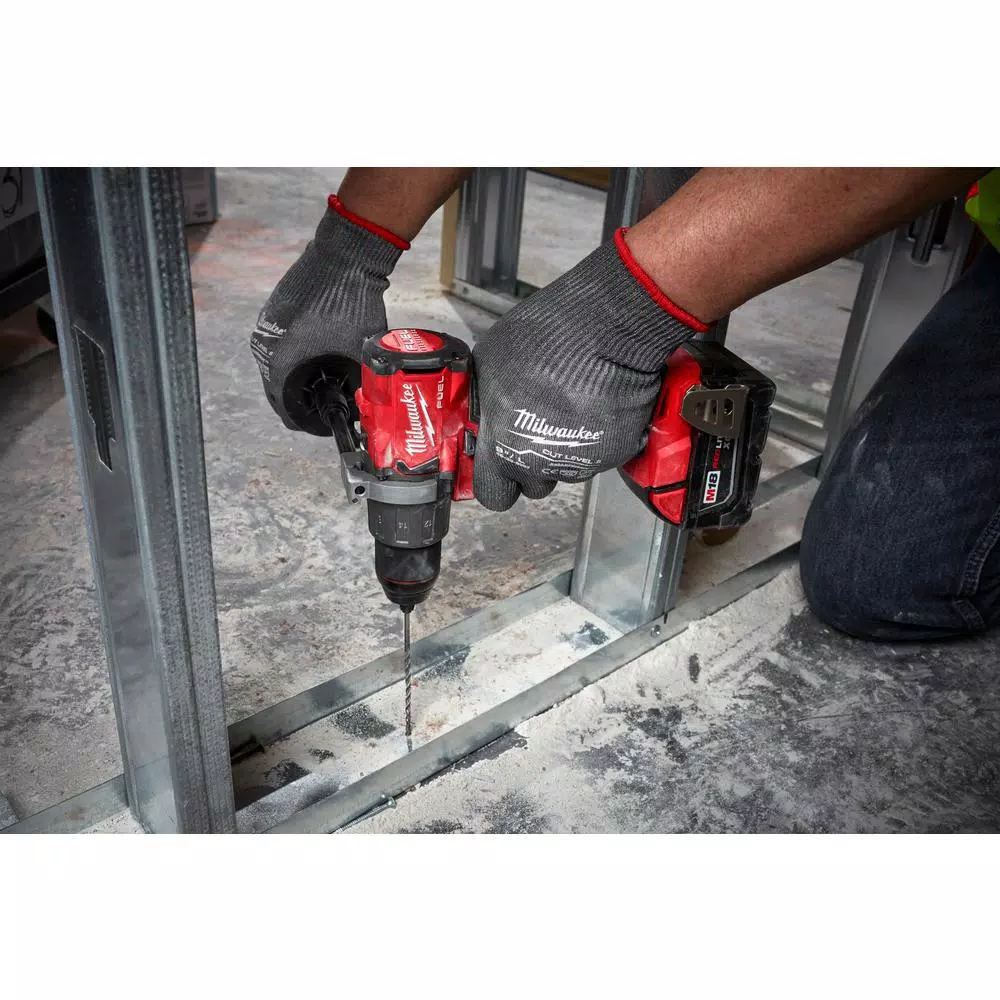 Milwaukee M18 FORCE LOGIC 750 MCM Crimper Kit with M18 FUEL Hammer Drill & Impact Driver Combo