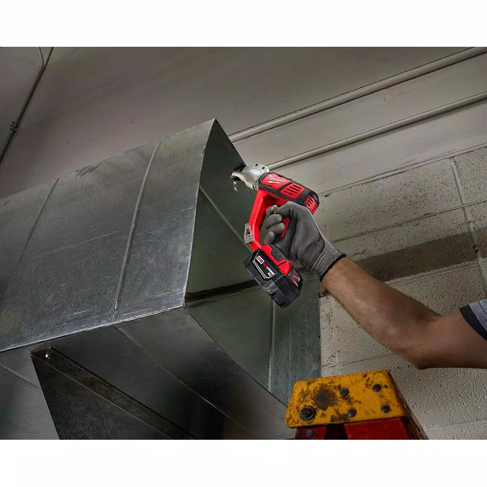 Milwaukee M18 18-Gauge Double Cut Metal Shear Kit with (2) 3.0 Ah Batteries, Charger, and Tool Bag