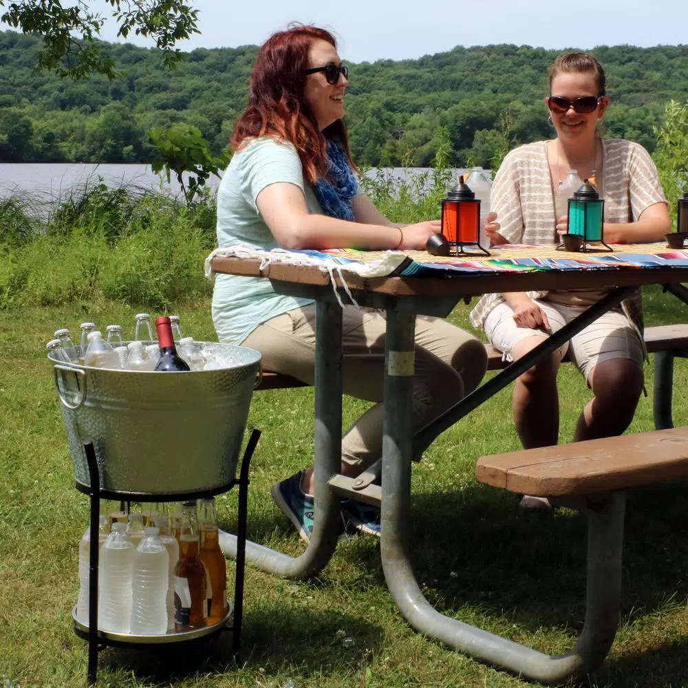 Sunnydaze Decor Pebbled Galvanized Steel 5-Gallon Ice Bucket Drink Cooler with Stand and Tray