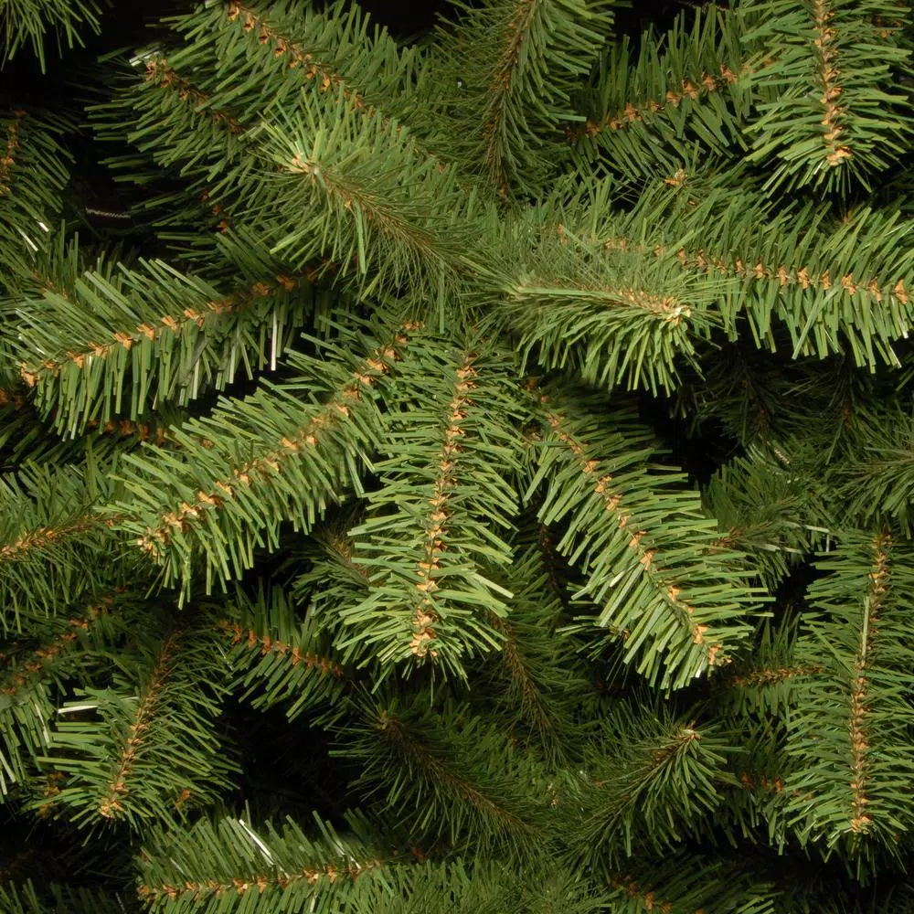 National Tree Company 9 ft. North Valley Spruce Hinged Artificial Christmas Tree, 2128 Tips, Green