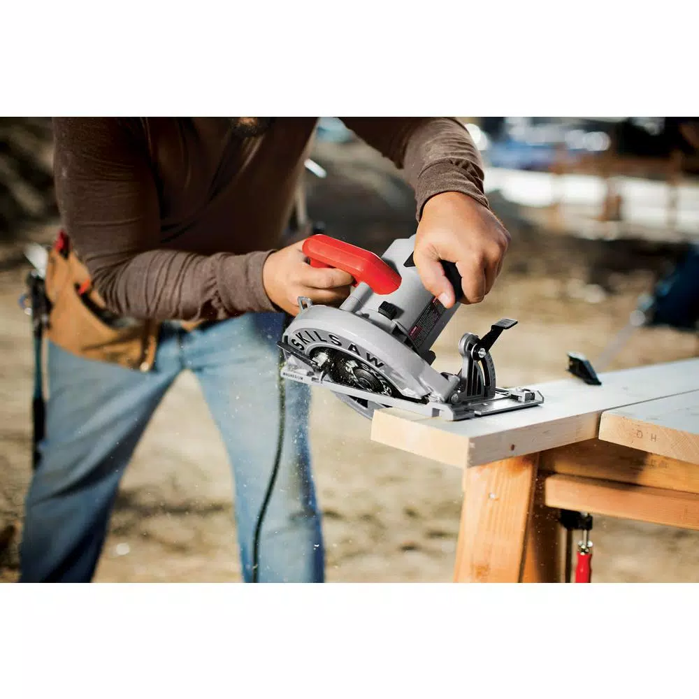 SKILSAW 15 Amp 7-1/4 in. Corded Lightweight Sidewinder Circular Saw