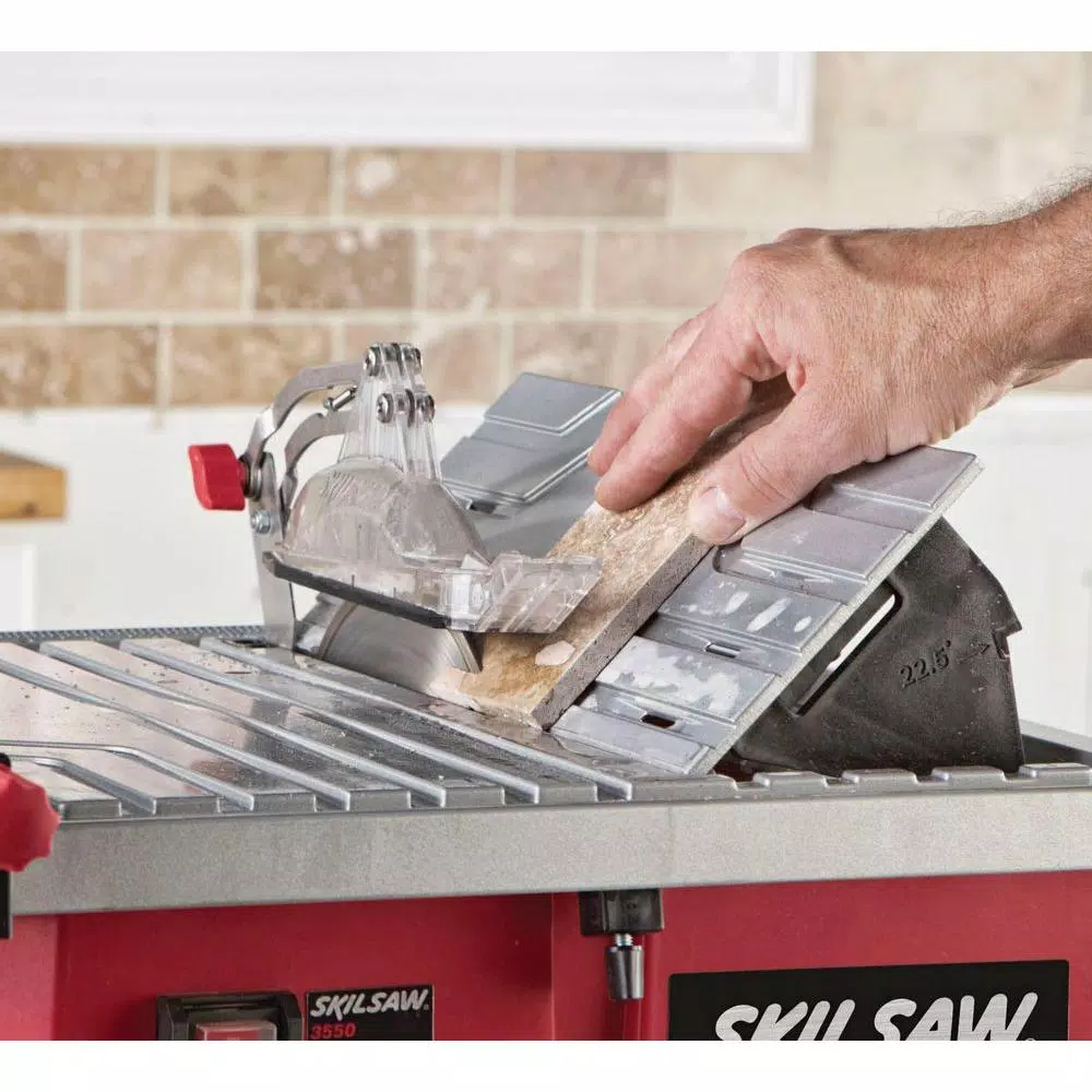SKIL 7 in. Corded Wet Tile Saw with HydroLock System and 5 Amp Motor