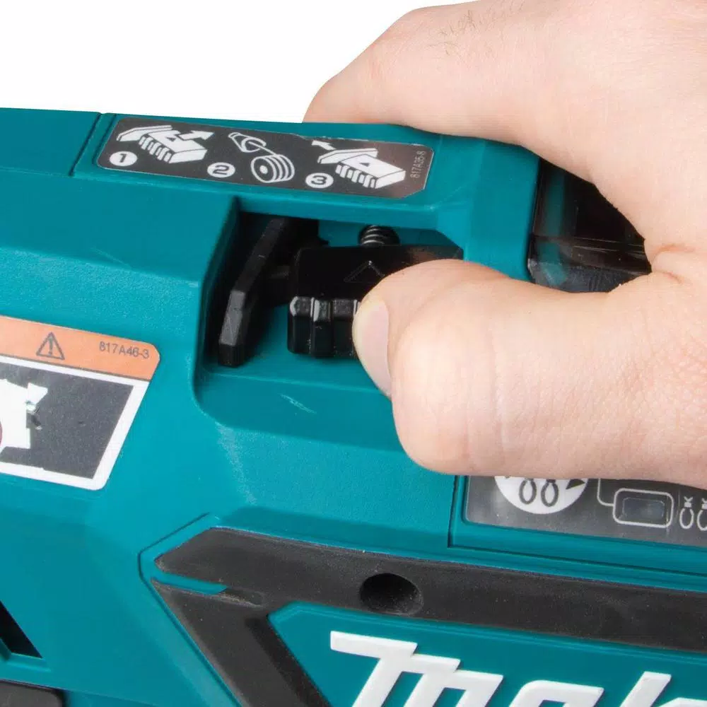 Makita 18V LXT Brushless Cordless Rebar Tying Tool, XRT01ZK, Tool Only