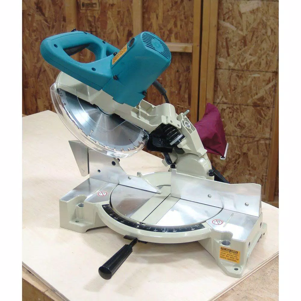 Makita 10 in. 15 Amp Corded Single Bevel Compound Miter Saw with 40T Carbide Blade