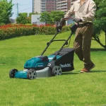 Makita 18 in. 36V LXT Cordless Steel Deck Walk Behind Push Lawn Mower Kit with 4 Batteries thumbnail 3