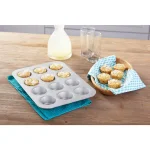 Chicago Metallic Commercial II 12-Cup Muffin and Cupcake Pan thumbnail 4