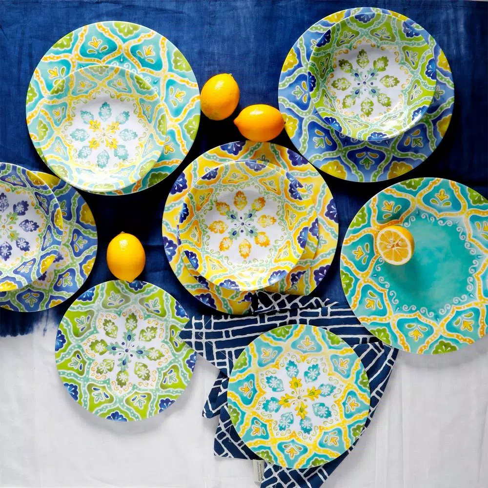 Gibson Home Seaberry 12-Piece Melamine Outdoor Dinnerware Set, Service for 4