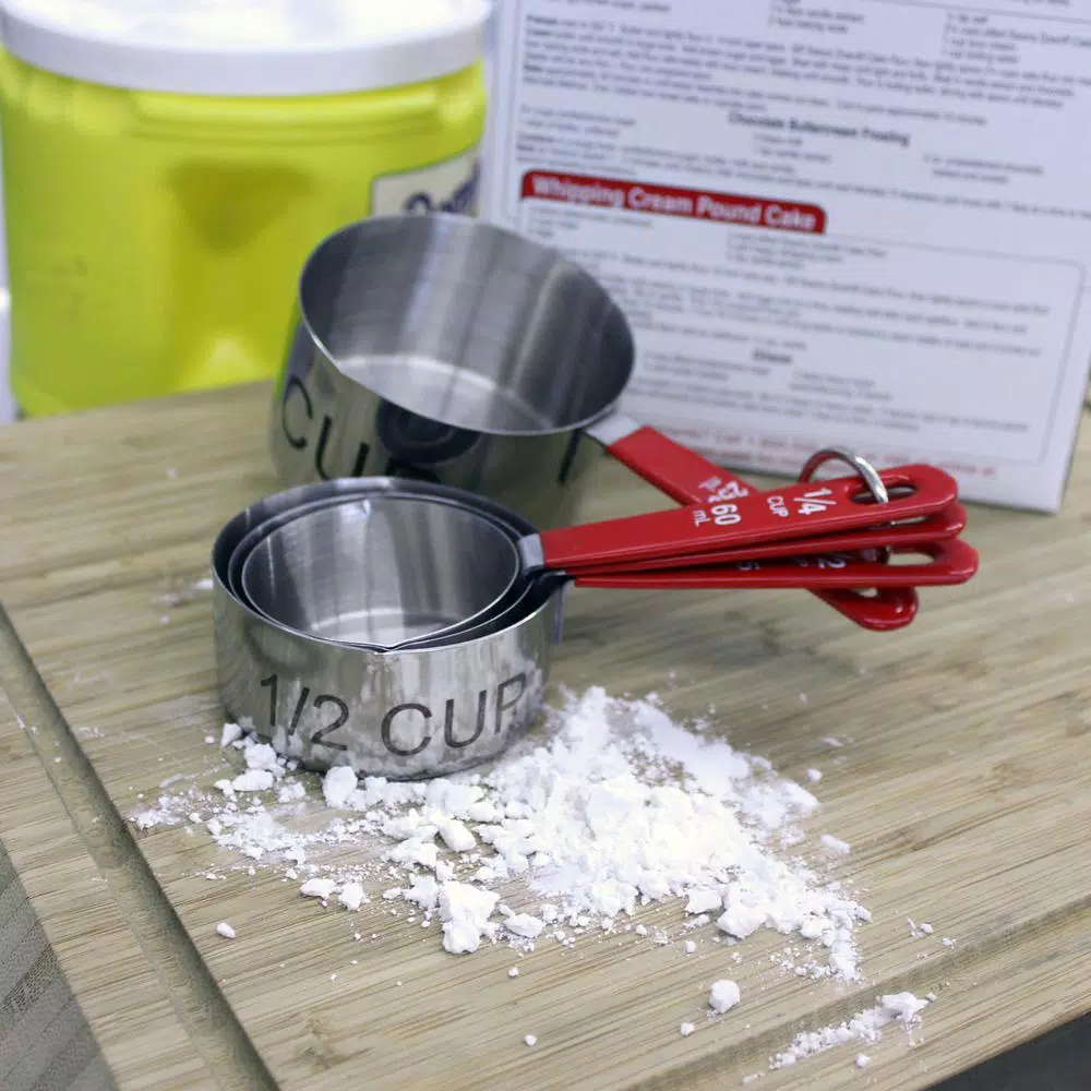 BergHOFF 10-Piece Bamboo Utensil and Stainless Steel Measuring Cup Set