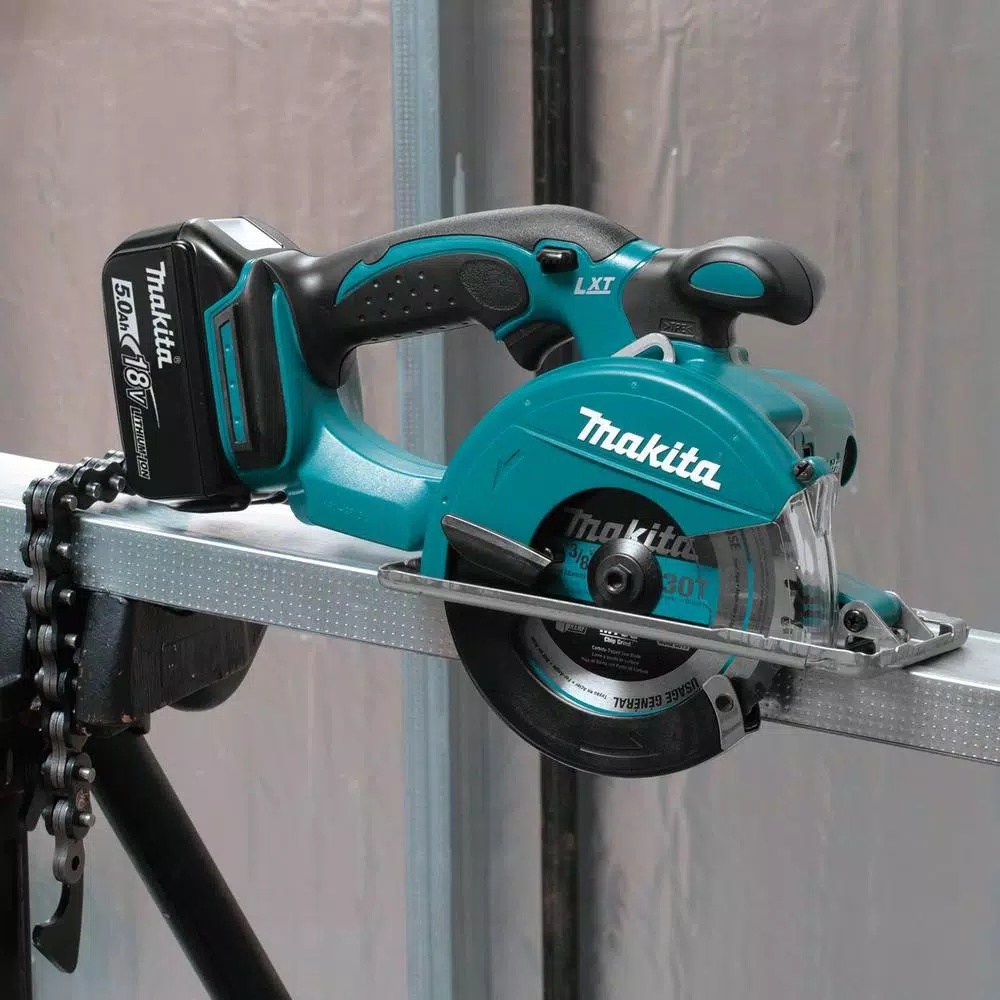 Makita 18V LXT Cordless 5-3/8 in. Metal Cutting Circular Saw Kit with 2 5.0Ah Batteries and Charger