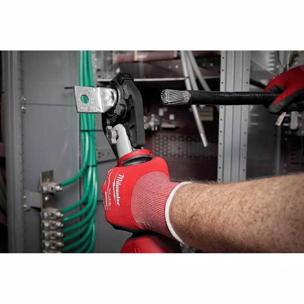 Milwaukee M18 FORCE LOGIC 600 MCM Cordless Aluminum Crimper Kit with 750 MCM Expanded Jaw