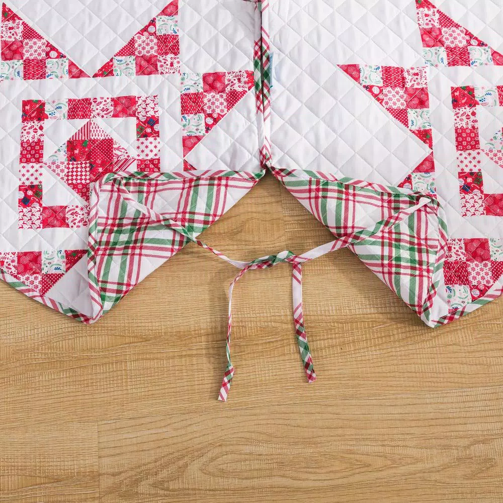Country Living Angelina 48 in. Reversible Quilted Tree Skirt, Red and White Patchwork Star