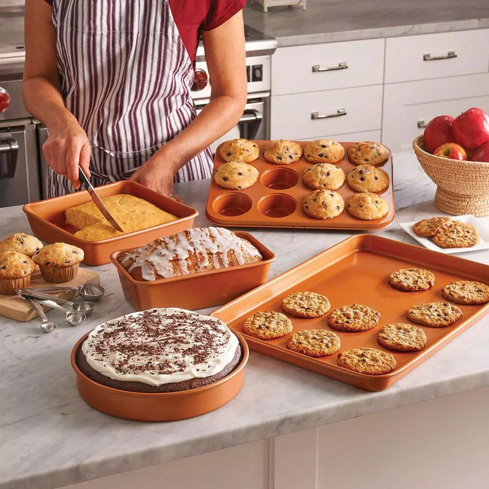 Gotham Steel 15-Piece Non-Stick Copper Cast Textured Cookware and Bakeware Set