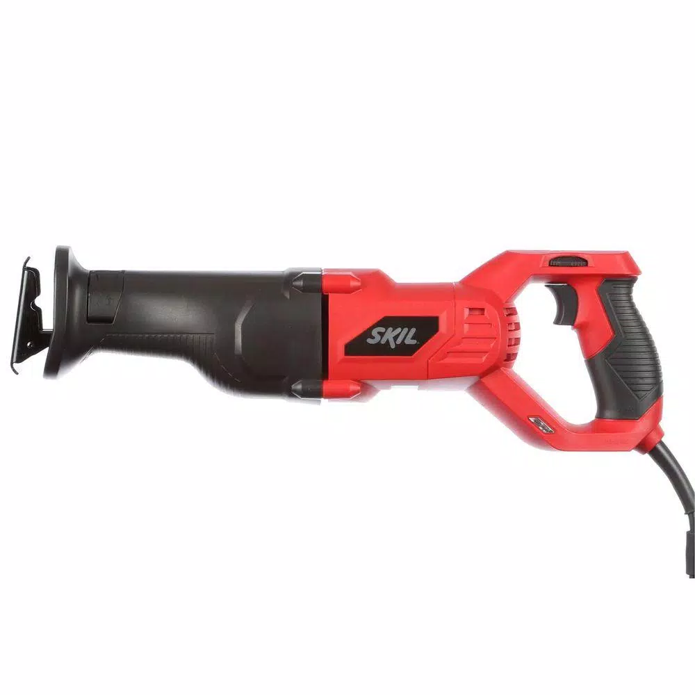 Skil 9 Amp Corded Variable Speed Reciprocating Saw with Wood Cutting Blade