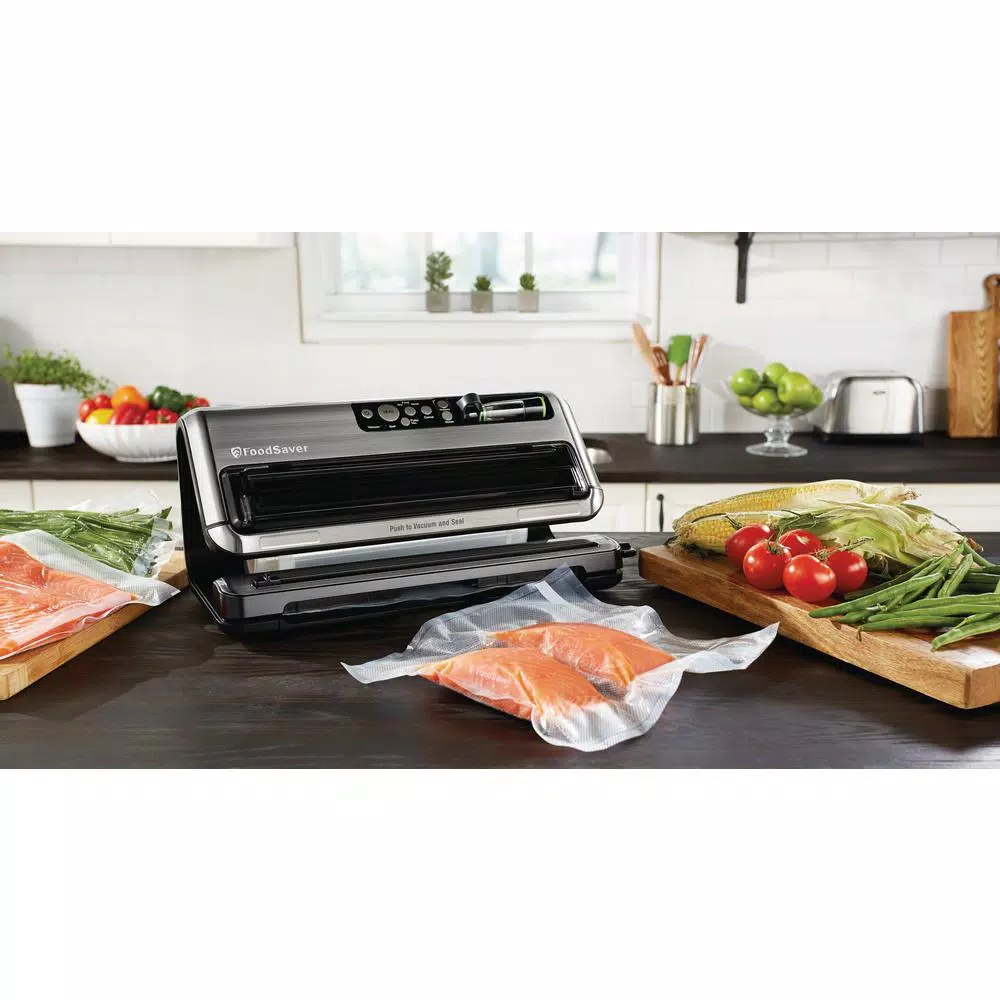FoodSaver FM5480 2-in-1 Automatic Food Vacuum Sealer, Black and Silver