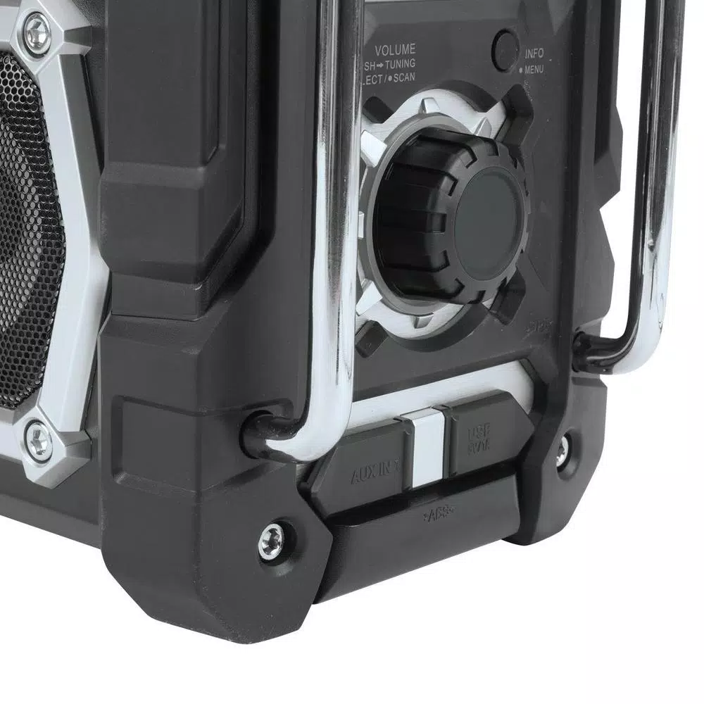 Makita 18V LXT Lithium-Ion Bluetooth Job Site Radio, Model XRM06B (Tool Only)