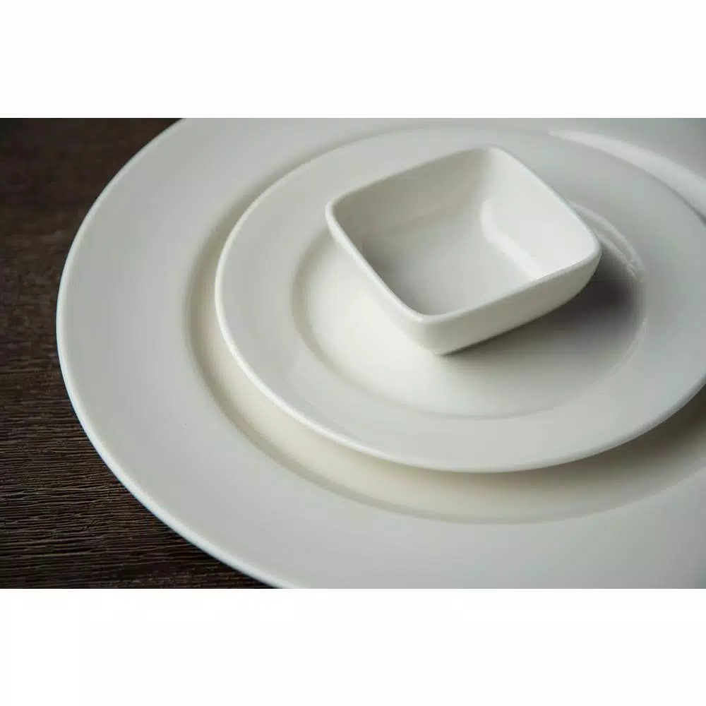 Oneida Verge White Porcelain Creamers, 3.25 oz. (Set of 48)