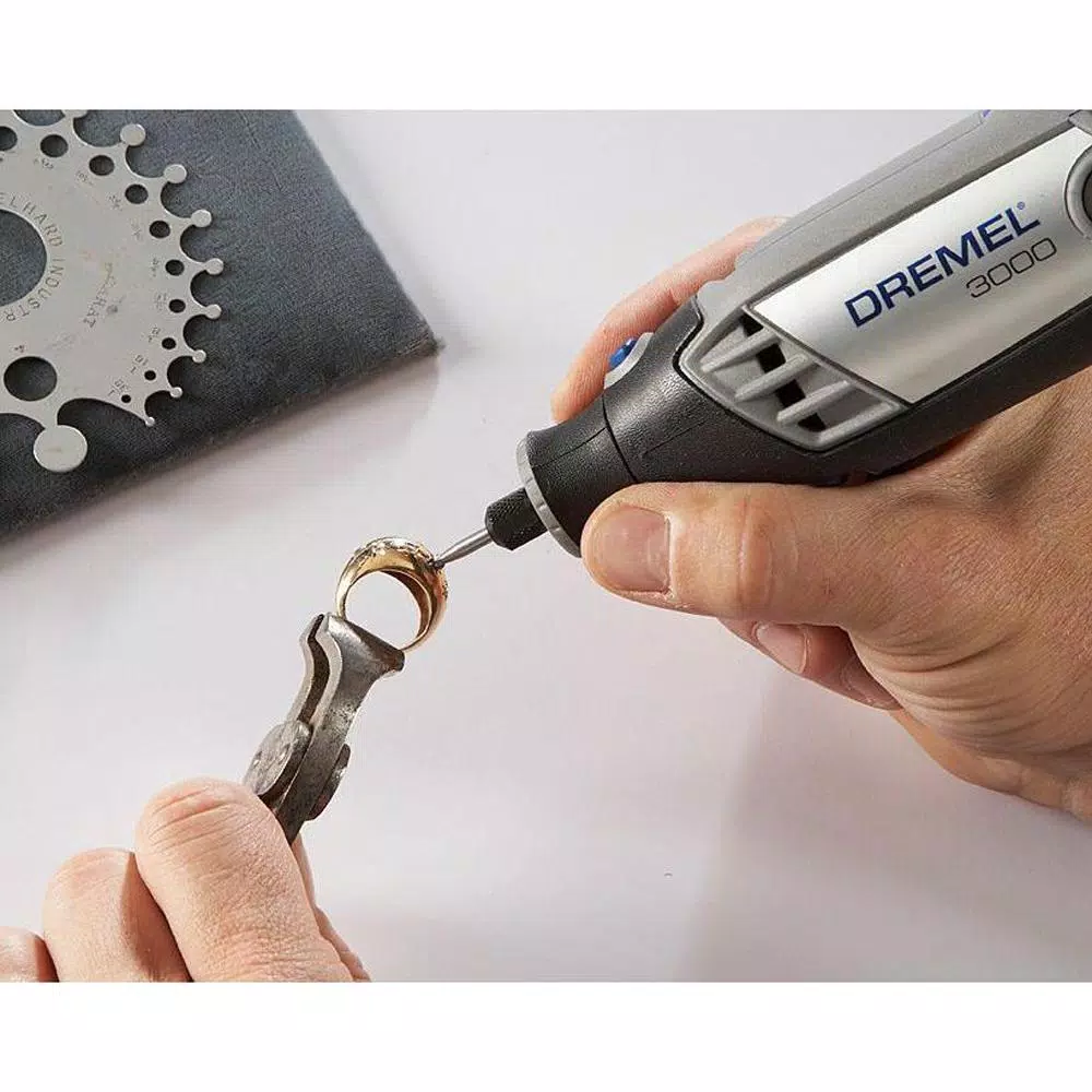 Dremel 130-Piece Rotary Tool All-Purpose Accessory Kit with Storage Case