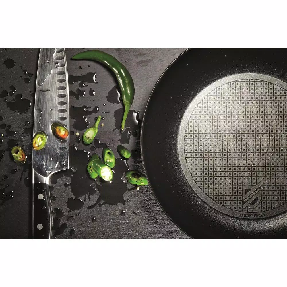 Moneta Nova Induction 11.5 in. Aluminum Nonstick Wok, Black