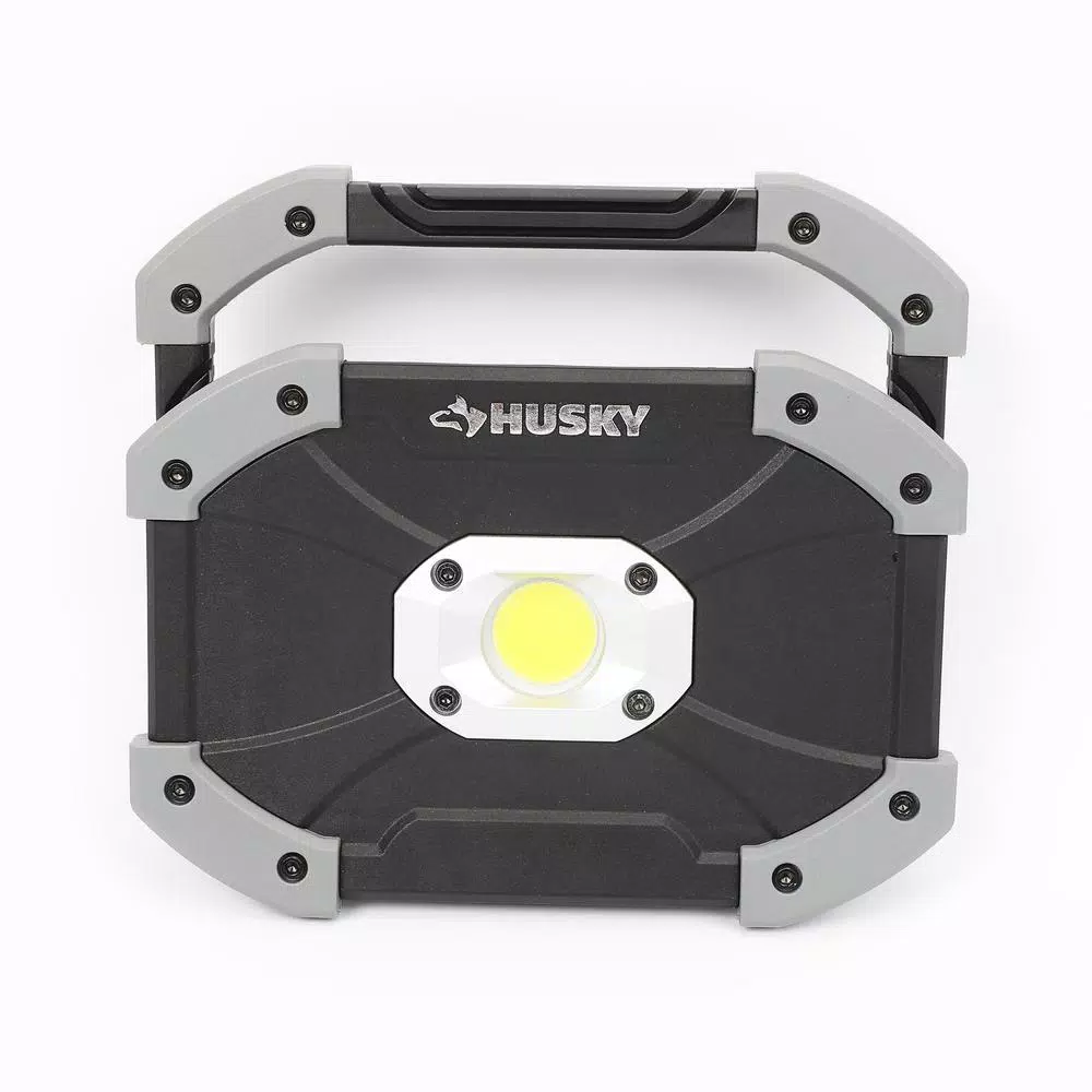 Husky 700 Lumens LED Utility Light with 180° Foldable Handle - Black