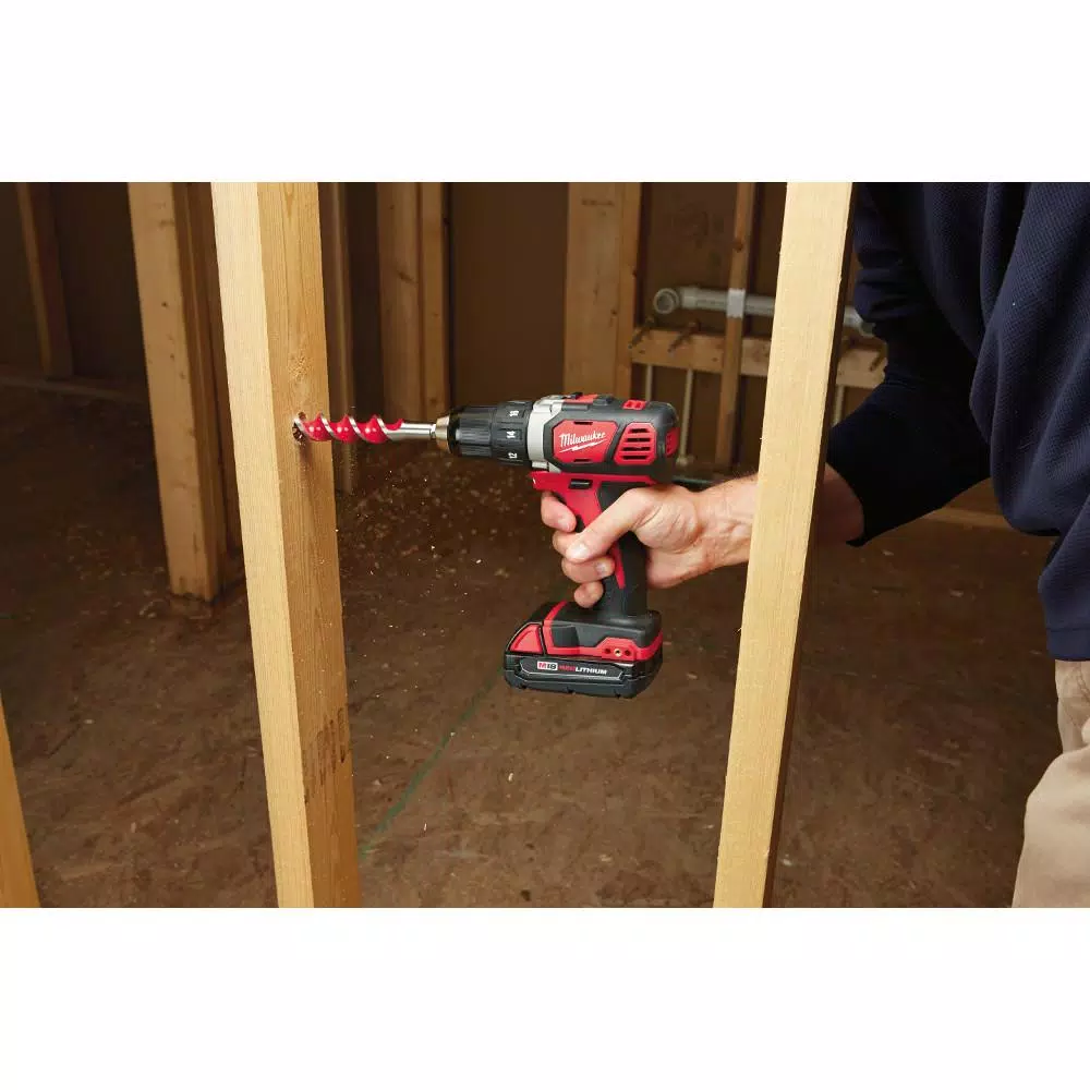 Milwaukee M18 18V Lithium-Ion Cordless Drill Driver and Impact Driver 2-Tool Combo Kit