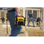 DEWALT FLEXVOLT 60V MAX Brushless 7-1/4 in. Circular Saw Kit with 6.0Ah Battery and Worksite Radio thumbnail 4