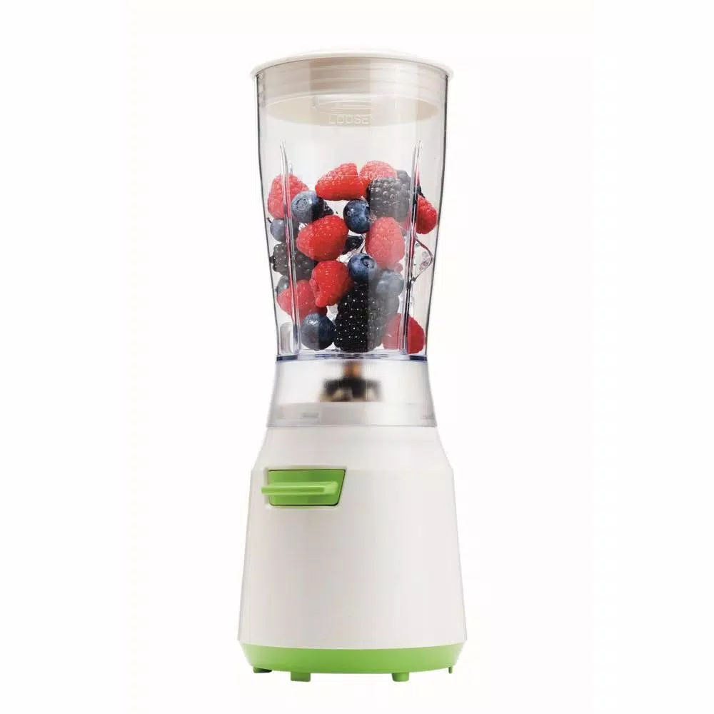 Brentwood 14 oz. Single Speed White Personal Blender with Stainless Steel Blades